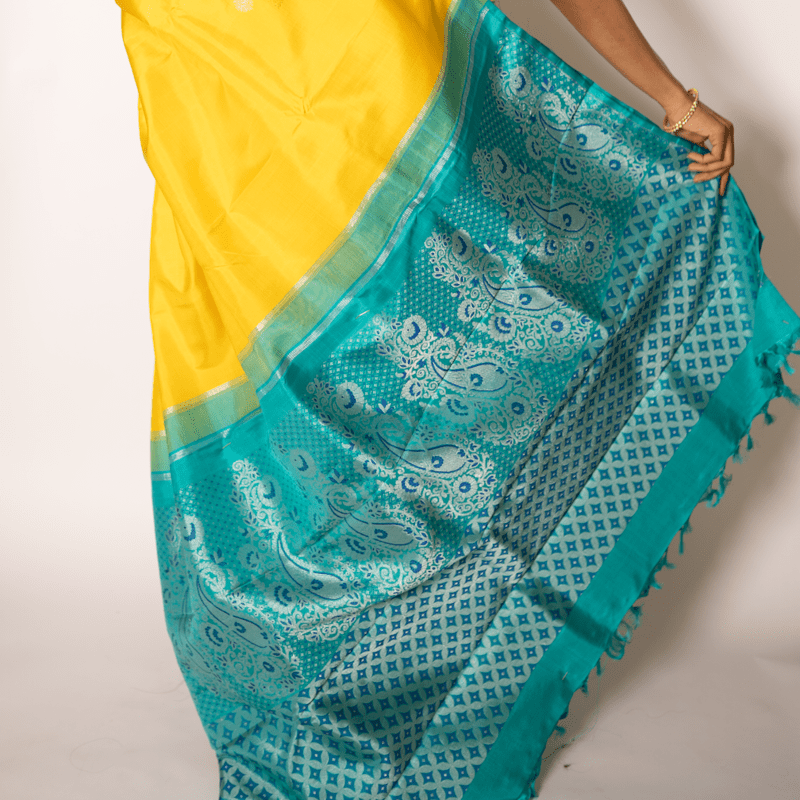 Radiant Yellow Kanchipuram with Turquoise Ocean Partly Radiant Yellow Kanchipuram with Turquoise Ocean Partly