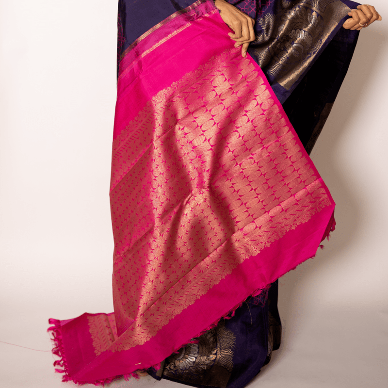 Fuschia Violet Kanchipuram with Honeycomb Art Fuschia Violet Kanchipuram with Honeycomb Art