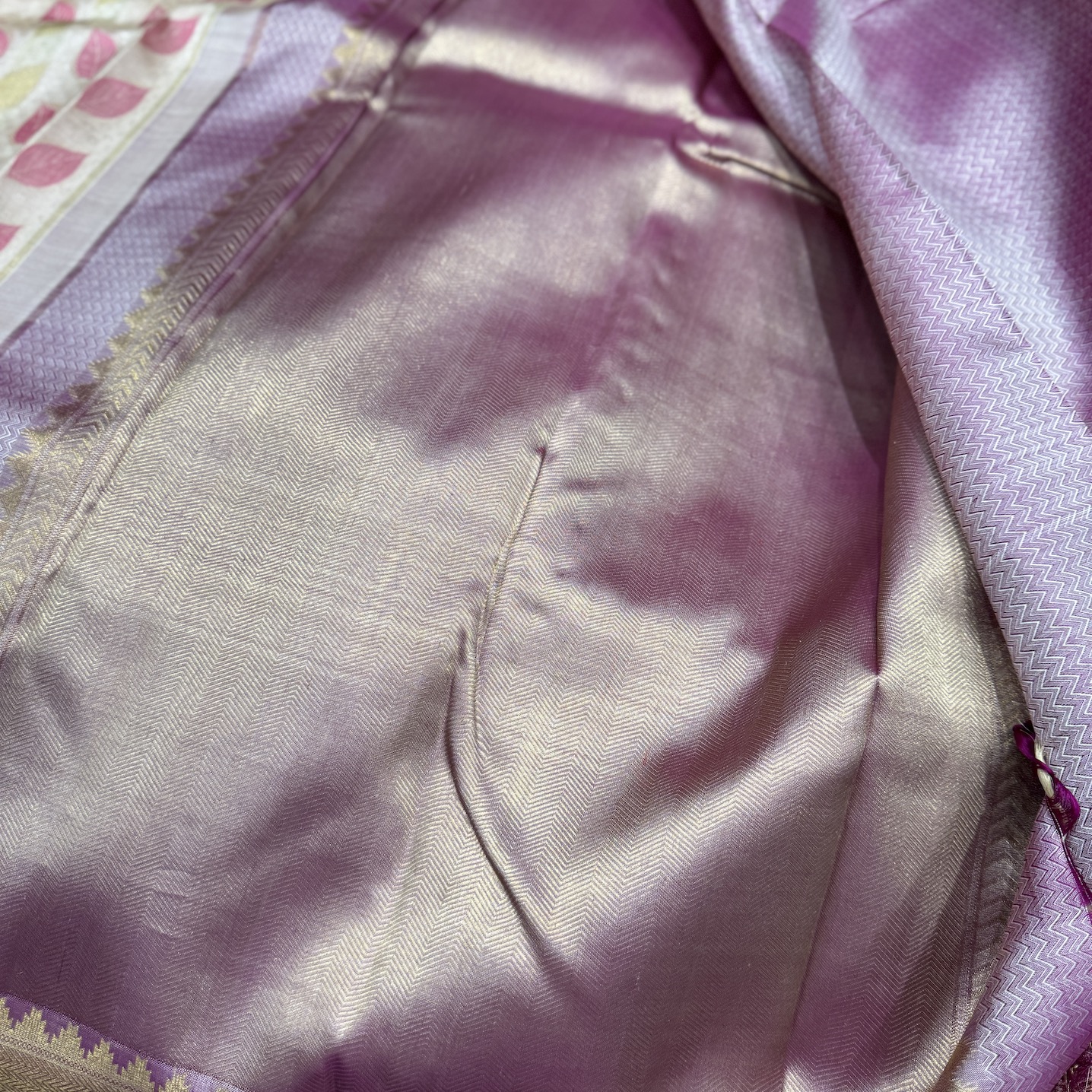 Runaway White Kanchipuram Silk Saree Runaway White Kanchipuram Silk Saree