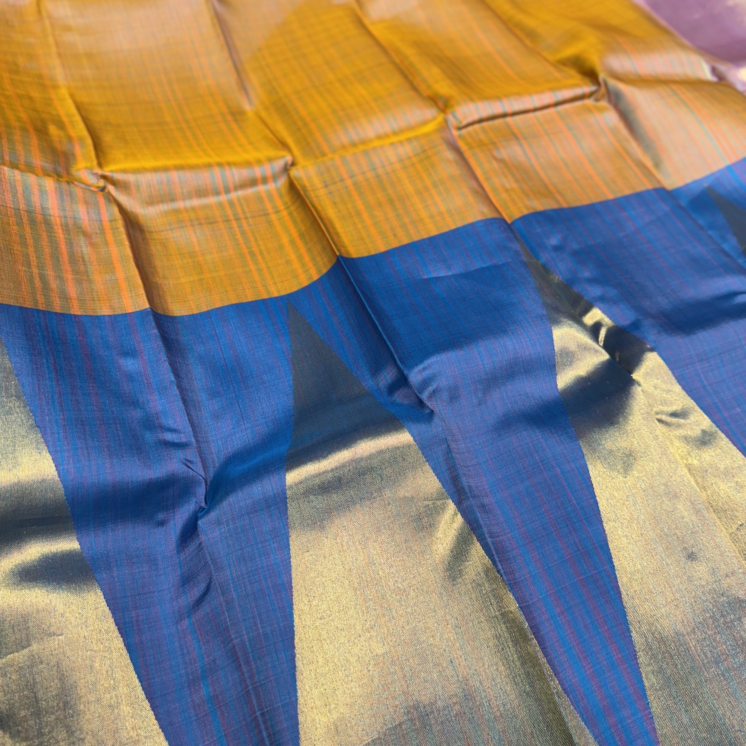Ocean Blue and Mustard Yellow Kanchipuram Silk Saree Ocean Blue and Mustard Yellow Kanchipuram Silk Saree
