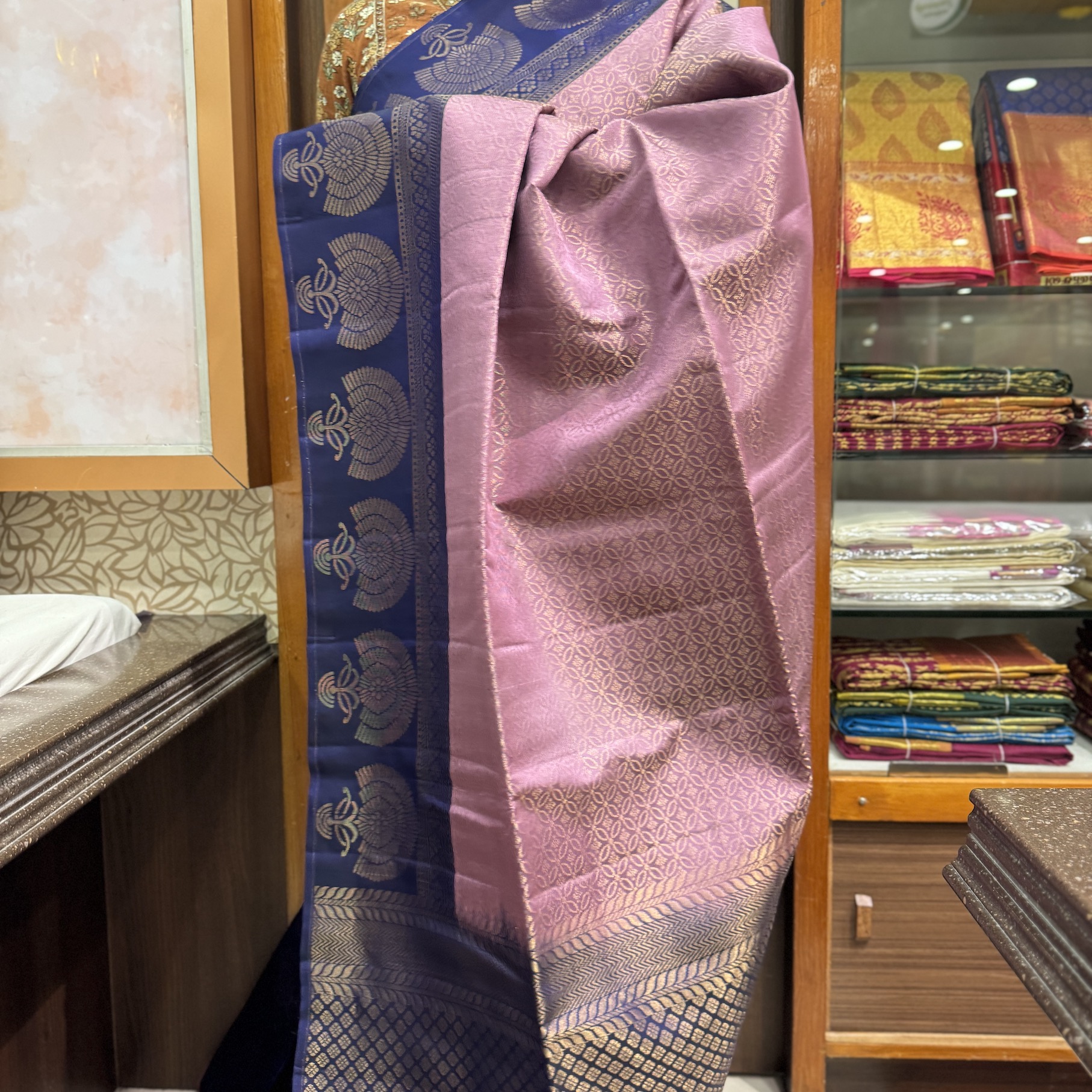 Mauve Soft Silk Saree Mauve Soft Silk Saree