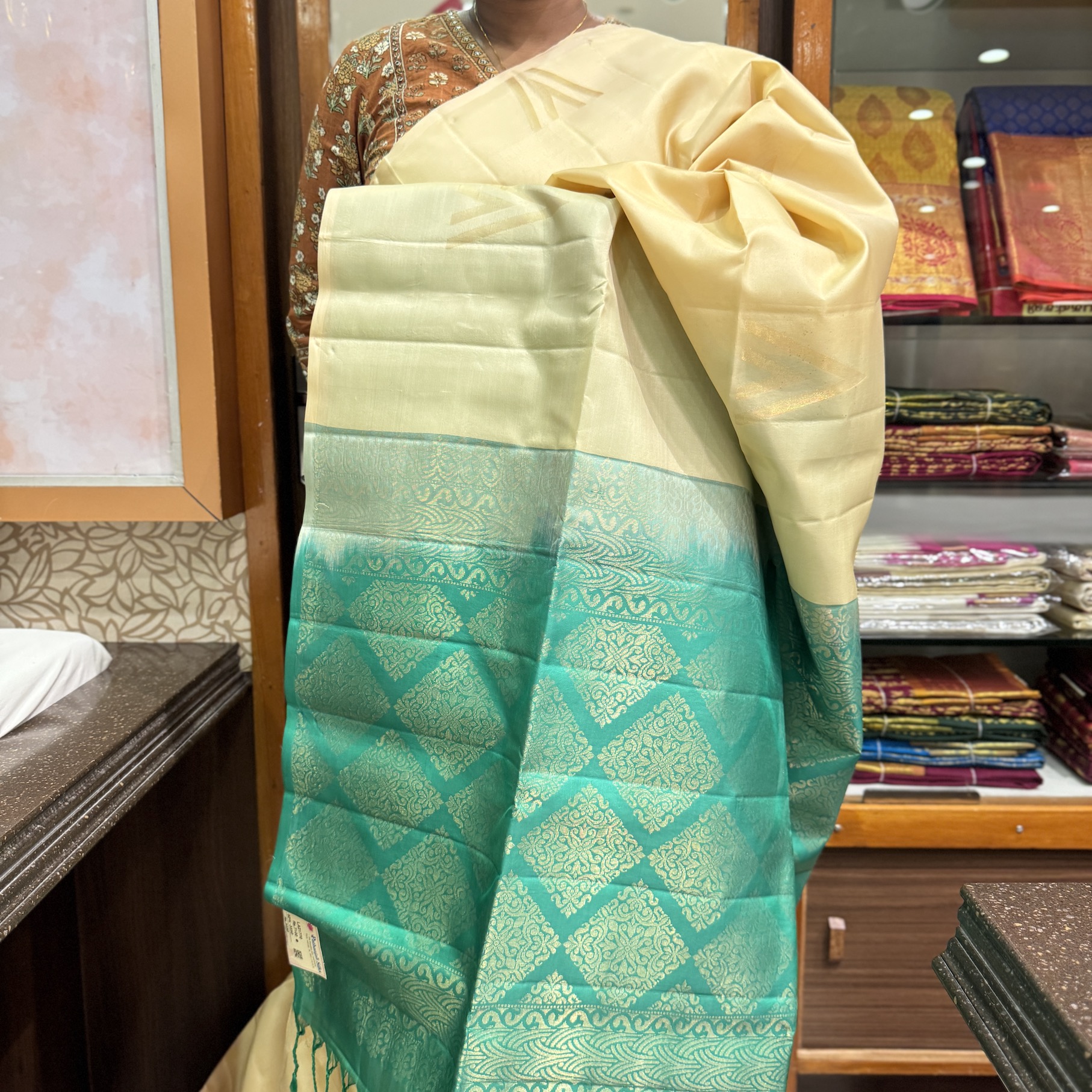 Chariot White Soft Silk Saree Chariot White Soft Silk Saree