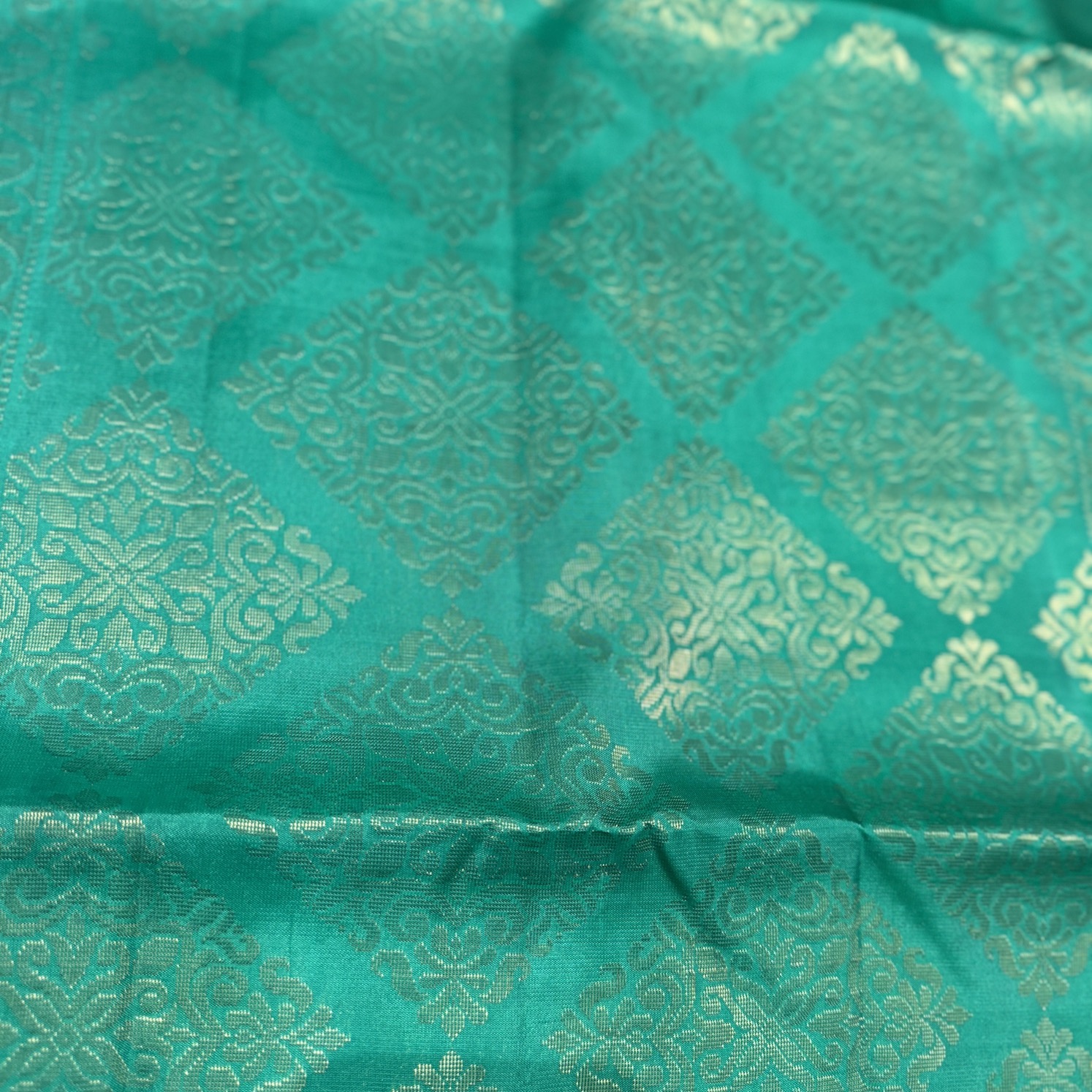 Chariot White Soft Silk Saree Chariot White Soft Silk Saree