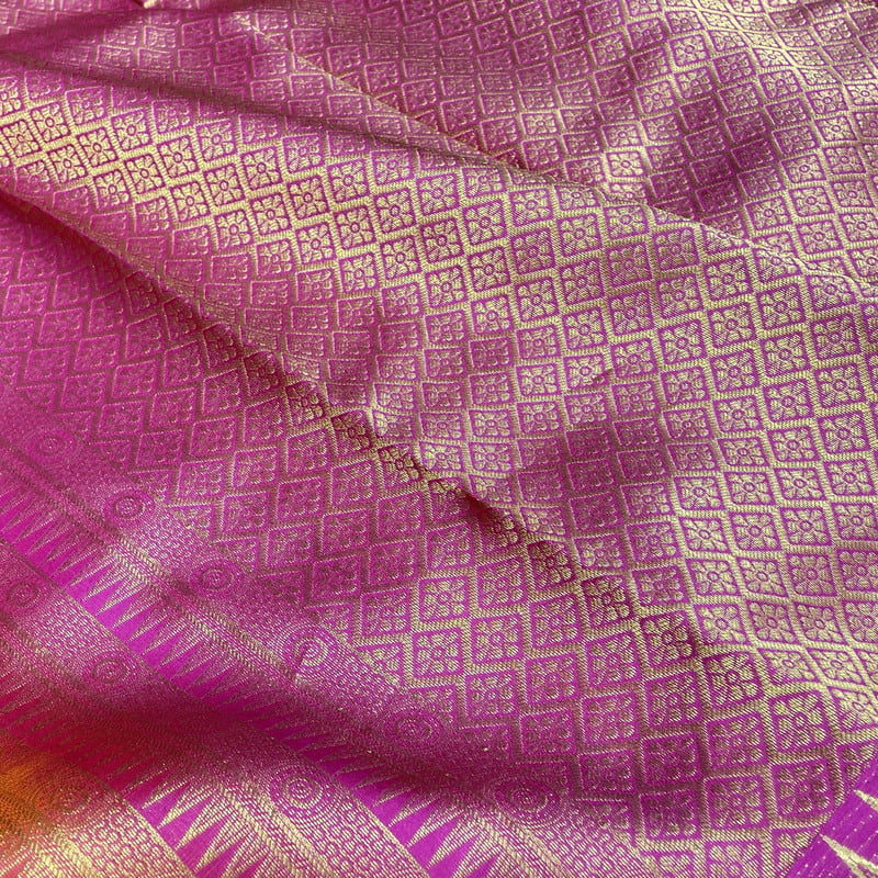 Salsa Pink Kanchipuram with Thilagam Embose Salsa Pink Kanchipuram with Thilagam Embose