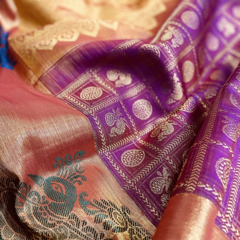 Scarlet Pink Kanchipuram with Passion flower Scarlet Pink Kanchipuram with Passion flower