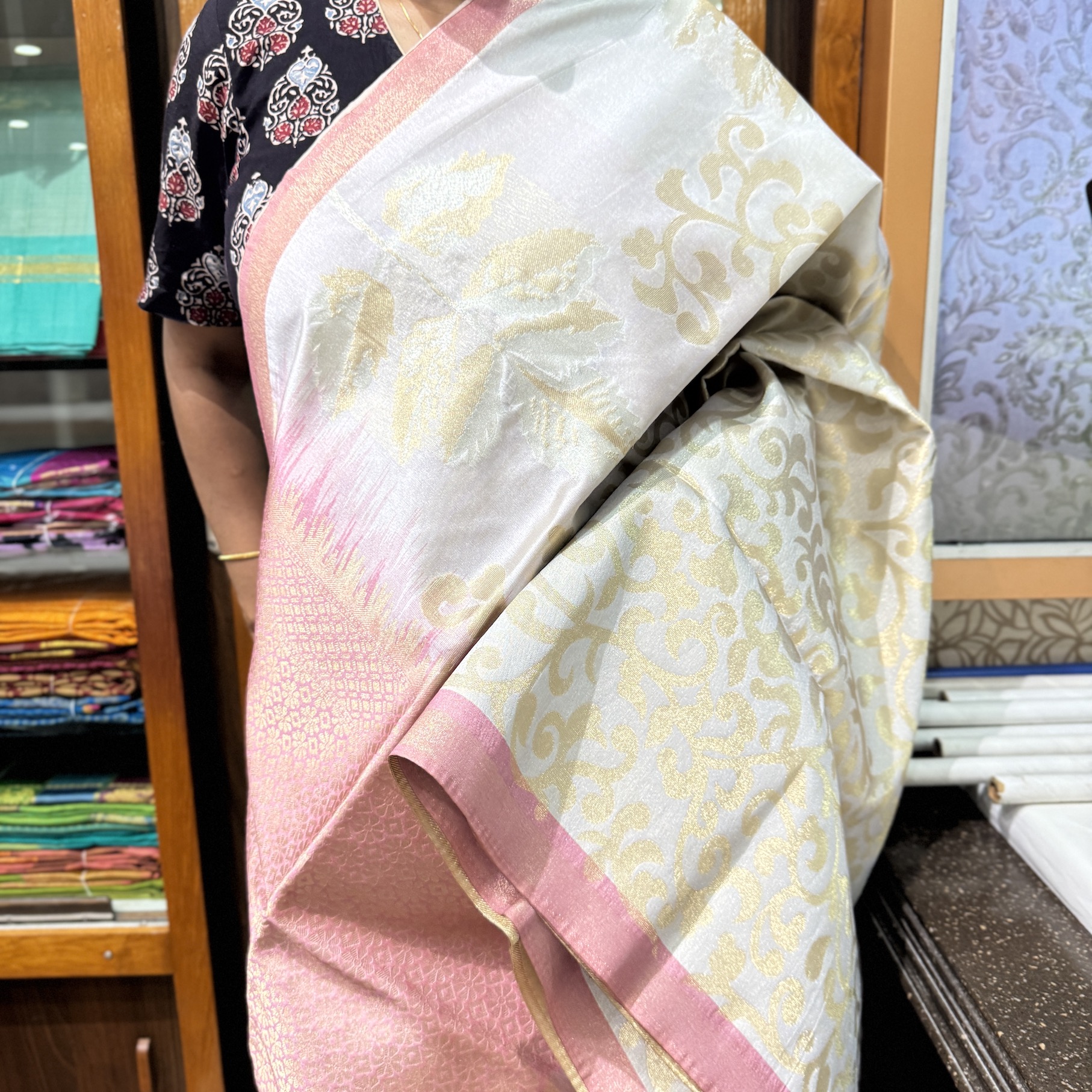 Silver Gray Chaapa Tussar Saree Silver Gray Chaapa Tussar Saree