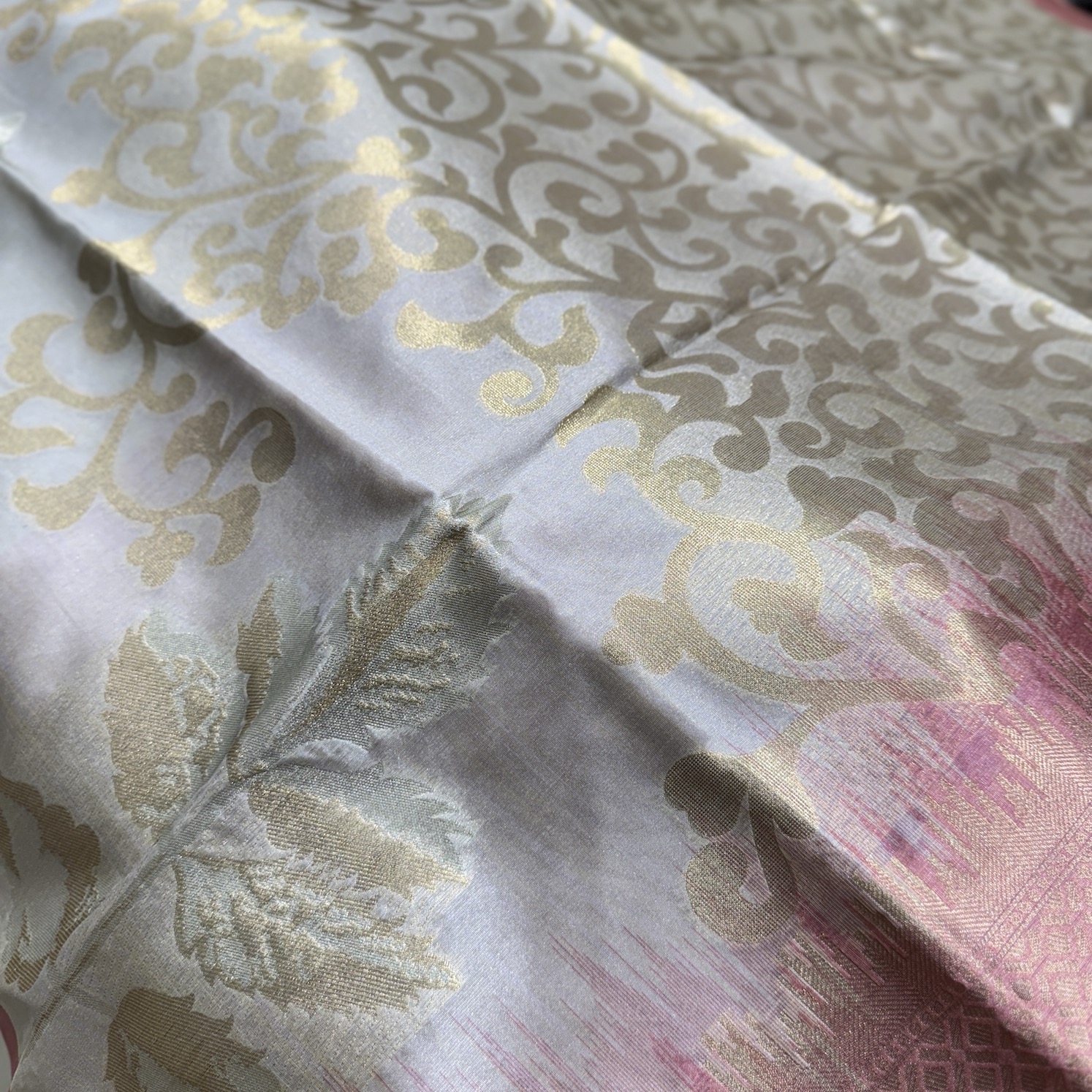 Silver Gray Chaapa Tussar Saree Silver Gray Chaapa Tussar Saree