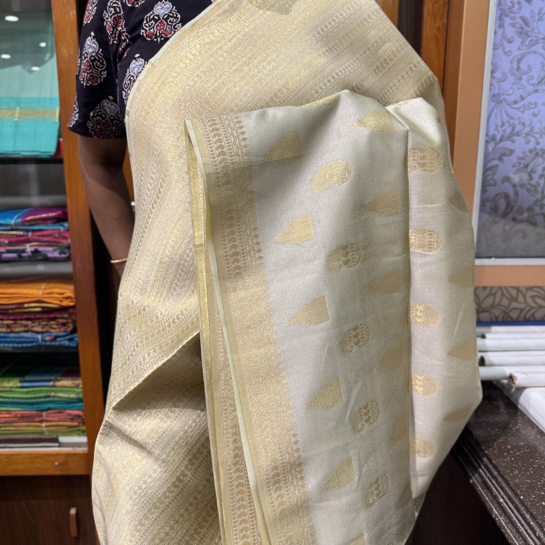 Vintage Gold Tussar Saree Vintage Gold Tussar Saree