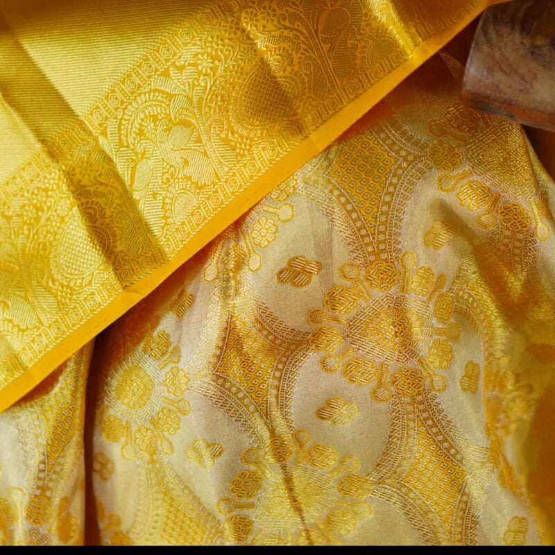 Victorian Gold Kanchipuram with Beat Zari Victorian Gold Kanchipuram with Beat Zari